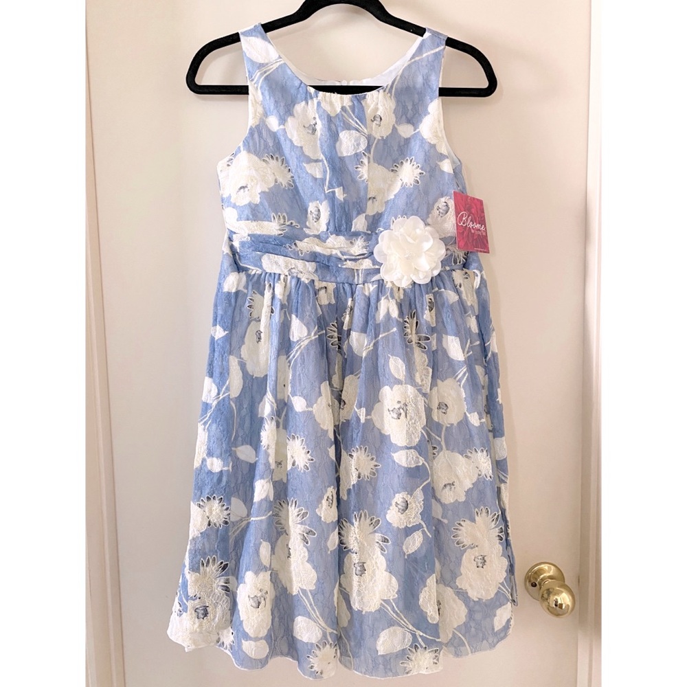 NWT Bloome de Jeune Fille Blue Lace Floral Dress